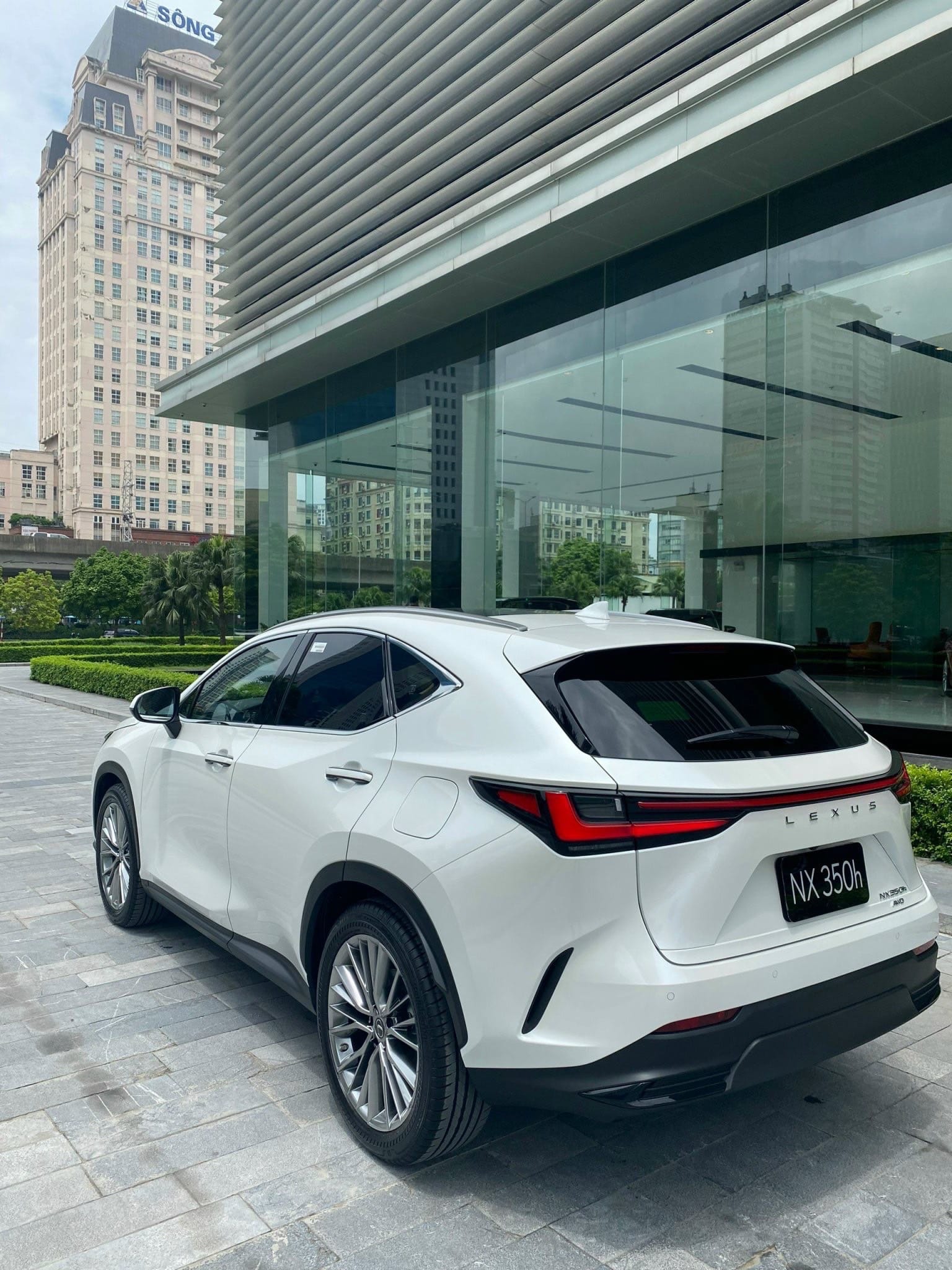 Lexus NX 350h