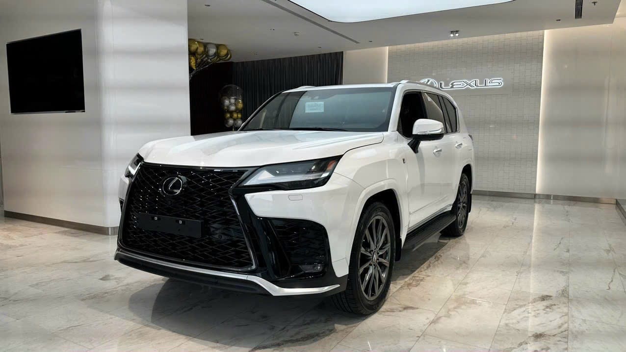 Lexus LX 600 F Sport