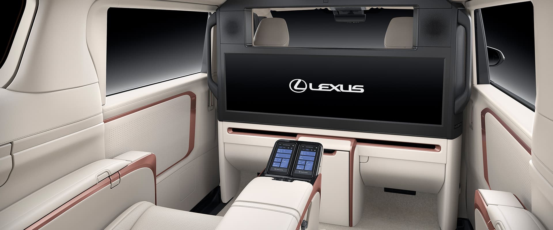 Lexus LM 500h (4 chỗ)