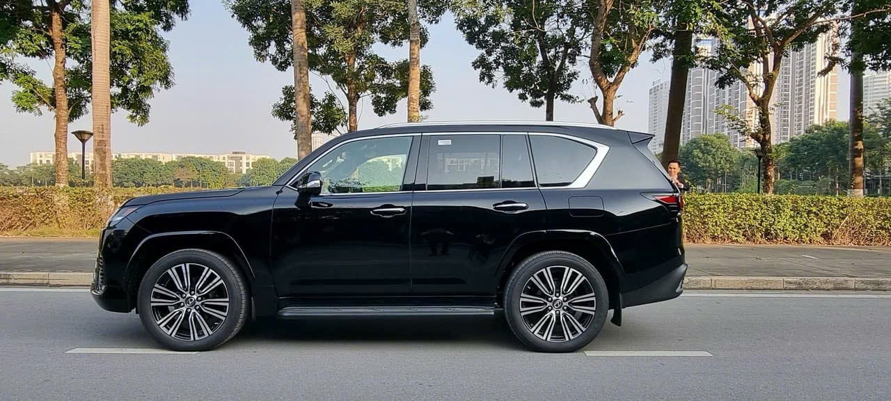 Lexus LX 600 Urban